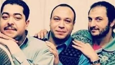 قصة صداقة الفنان طارق عبد العزيز وخالد الصاوى وصالح.. ذكرى ميلاده