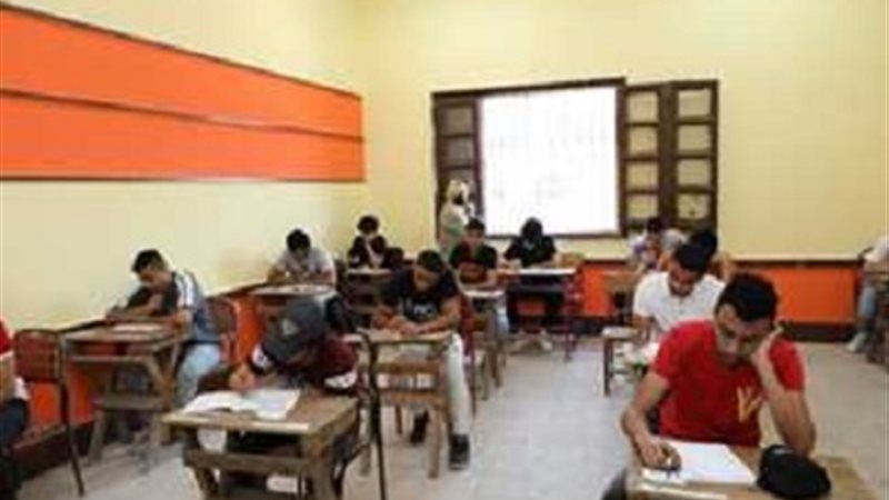 طلاب الثانوية العامة