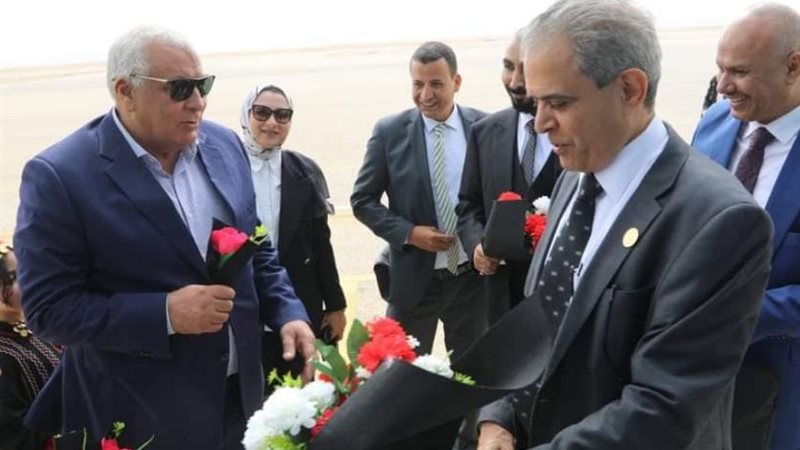 محافظ الوادي الجديد