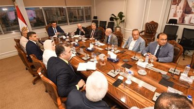 الإسكان:إعادة تقييم شركات المقاولات طبقاً للملاءةالمالية وسابقة الخبرة