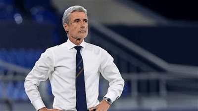 ليس مدرب المرحلة.. فهد الهريفي يفتح النار على كاسترو