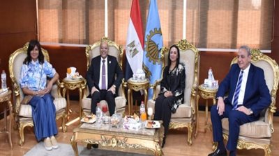 محافظ الغربية يستقبل وزيرا العمل والتضامن