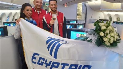 مصرللطيران تحتفل بمحمد الفائز بالميدالية البرونزية بأوليمبياد