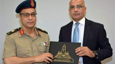 معهد اللغات للقوات المسلحة يوقع بروتوكول تعاون مع جامعة عين شمس