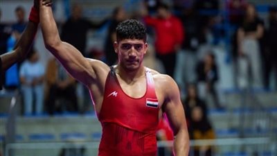 محمد جبر يصعد لنصف نهائي المصارعة الرومانية بأولمبياد باريس