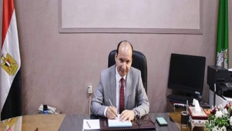 الاستاذ الدكتور حموده