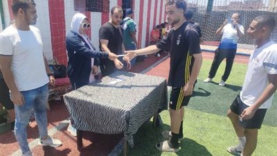 عبدالمعطي يتابع فعاليات المهرجان الرياضى لكرة القدم بشباب بيلا