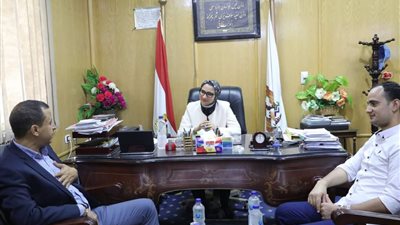 تطبيق سلامة الغذاء شرط القائمة البيضاء والتصديرلاصحاب مصانع التمر