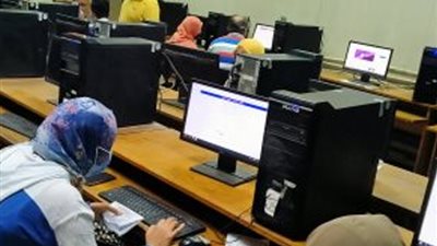 لطلاب علمي علوم .. كليات تقبل من 50% .. التفاصيل