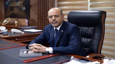 وزيرالعمل يؤكد على أهمية دفع عجلة التنمية وتحقيق مطالب المواطنين