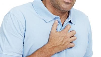 طبيب: اضطرابات القلق والتوتر قد تسبب نغزات في القلب