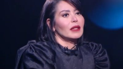 لقاء الخميسي لمنتقديها: إنتوا شايفين إني عجزت ولكن انا لسه صغيرة