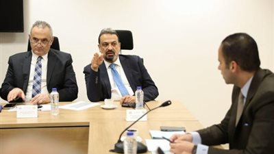 نائب وزير الصحة يتابع حوكمة منظومة الرعايات والحضانات
