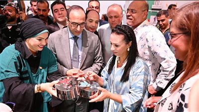 وزيرة التضامن:بنك ناصر نجح في تمويل أكثر من 28 ألف مشروع بـ