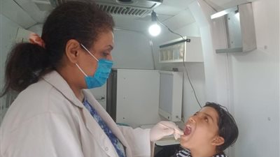 الكشف على ٢١٢٠ مريضا فى قافلتين ببنى سويف