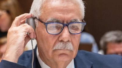 وزير الصحة الفلسطينى يعلن تأكيد أول إصابة بشلل الأطفال بجنوب غزة