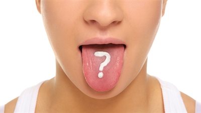 كيف تكتشف حالتك الصحية من لون لسانك؟