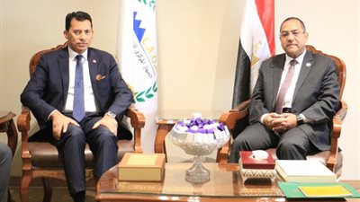 التنظيم والادارة:جيم بمقر الجهاز للياقة الموظف البدنية