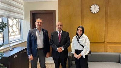 قضية الكثافات وعجز المعلمين .. نائب وزير التعليم يكشف الحقائق ويقترح الحلول