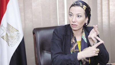 وزيرة البيئة تستعرض خطة الاستعداد والتعامل مع نوبات تلوث الهواء الحادة