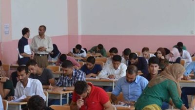 سداد المصروفات المتأخرة يحرر شهادات تخرجهم