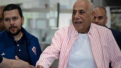الزمالك يكثف تحركاته لحل أزمة ايقاف القيد وإبرام الصفقات الجديدة