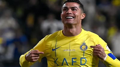 شاهد .. رونالدو يفتتح أول أهدافه فى الدورى السعودى