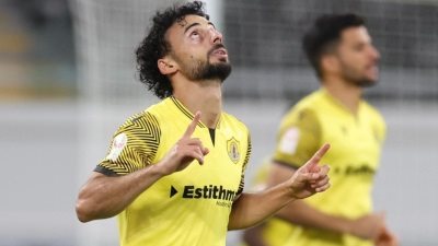فيديو .. عبد القادر يقود فريقه لتحقيق فوزه الأول بالدورى القطرى