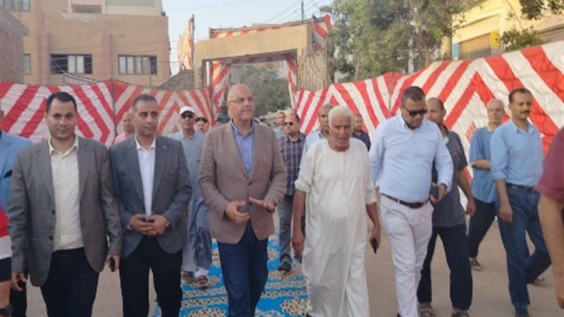 محافظ القليوبية ومدير
