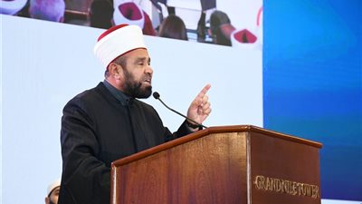 وزير الأوقاف الفلسطيني: للمرأة دور في تحقيق الأمن والسلم المجتمعي