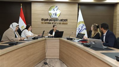 قومي المرأة يتابع مشروع إعادة تأهيل ترام الرمل بالإسكندرية