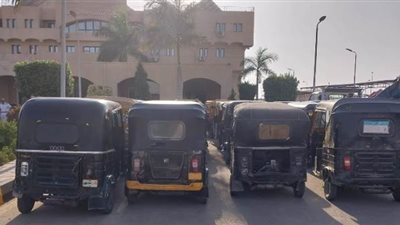 جهاز مدينة بدر يصادر 10 تكاتك ويشن حملة إشغالات وإزالات.. بالصور