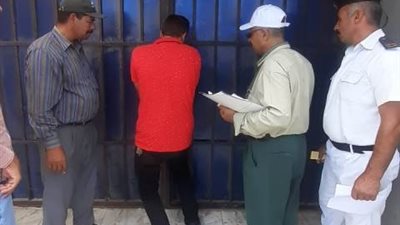 تنفيذ 8 قرارات غلق وتشميع للمحال والبدرومات المخالفة بدمياط الجديدة