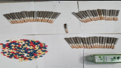 ضبط شخص 60 سيجارة حشيش في مطار سفنكس الدولي