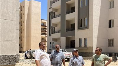 رئيس جهاز قنا الجديدة يتفقد وحدات سكن لكل المصريين