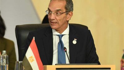 الاتصالات : نشر المزيد من الكابلات البحرية التى تربط جنوب شرق آسيا وإفريقيا بالعالم