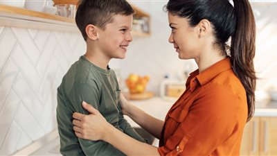 كيف تساعد طفلك فى بناء الثقة من الطفولة؟