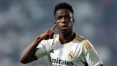 فينيسيوس جونيور يطالب بسحب تنظيم كأس العالم 2030 من إسبانيا