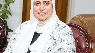 بدء التقديم لجائزة الأبحاث العلمية الموجهة للعاملين بجامعة القناة