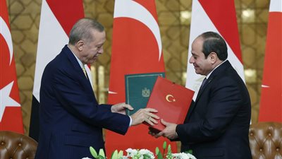 الرئاسة : السيسي وأردوغان سيناقشان القضايا محل الاهتمام المشترك