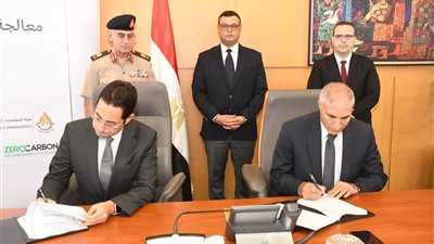 وزير الإسكان يشهد بروتوكول تعاون بشأن تدوير مخلفات البناء والهدم بالمدن الجديدة