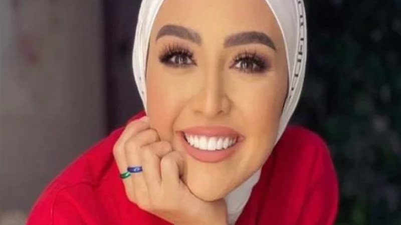 هلا رشدي