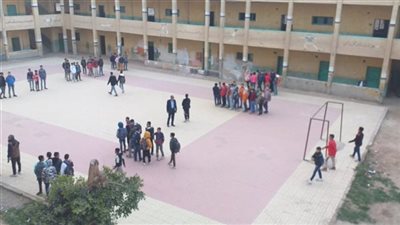 حقيقة مد اليوم الدراسي بالفترة المسائية إلى 7:30 مساءً