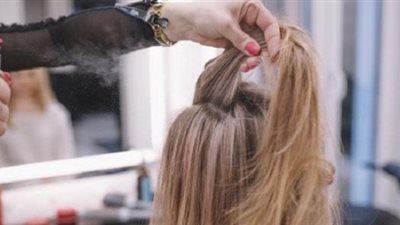 نصائح لاستخدام مثبت الشعر بأمان وبدون أضرار