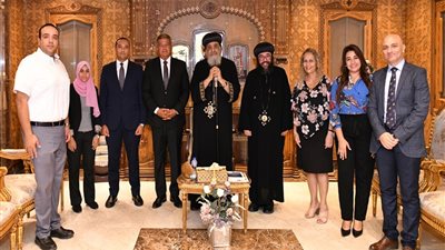 البابا تواضروس يلتقي رئيس مجلس أمناء التحالف الوطني
