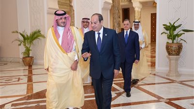 المتحدث الرئاسي ينشر صور استقبال الرئيس السيسي لوزير الداخلية السعودي