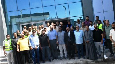 محافظ أسوان يتابع الأعمال الجارية بمستشفى السباعية المركزى