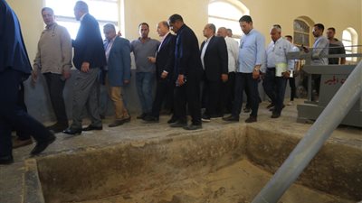 محافظ كفرالشيخ يتفقد وحدة علف ميت علوان بعاصمة المحافظة