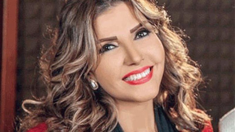 الفنانة نادية مصطفى