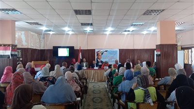 حملة إيد في إيد هننجح أكيد فى ندوة مجمع إعلام الجمرك بالاسكندرية